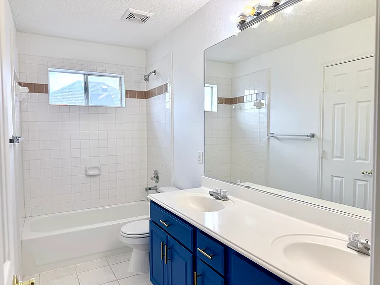 10105 Samantha Dr — Photo 25
