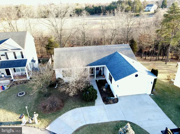 134 Lair Way, Inwood, WV 25428