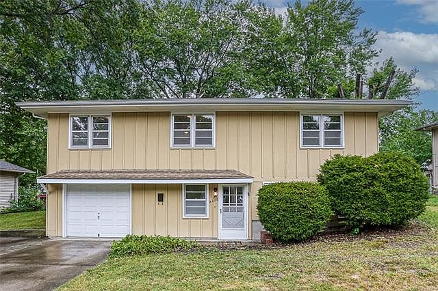 1st image of 3606 S Brentwood Ave