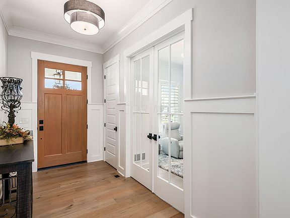 5th image of 11235 Juniper Way