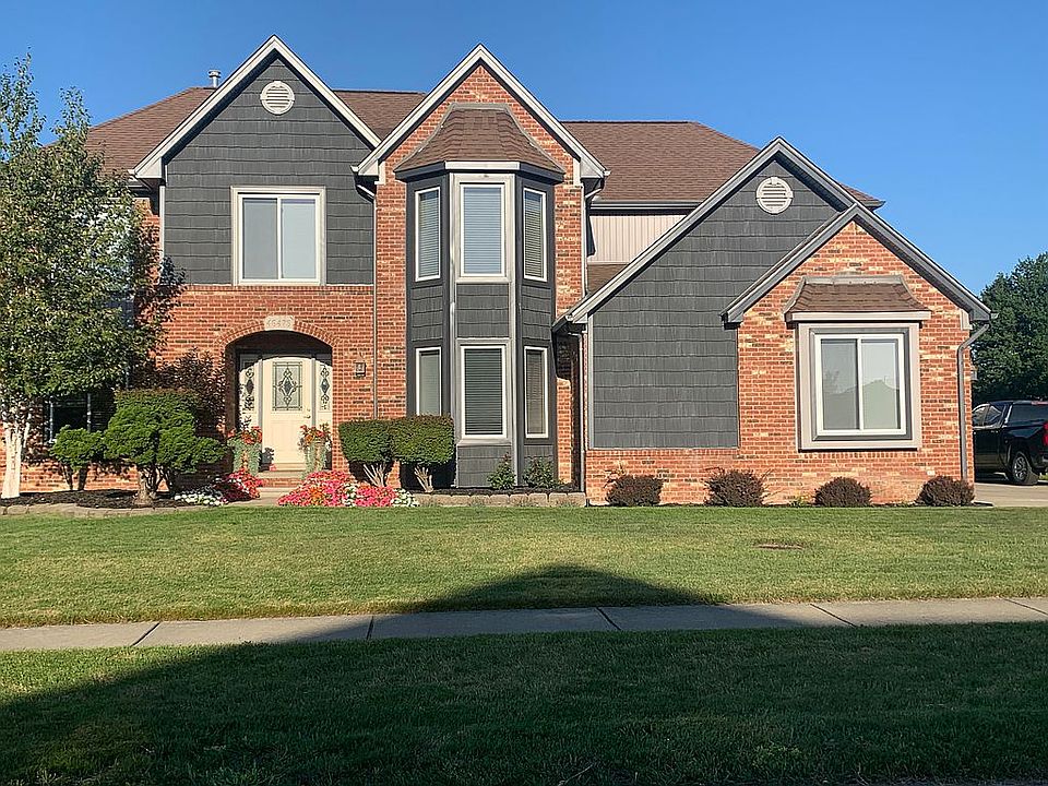 1st image of 46475 Hampton Dr