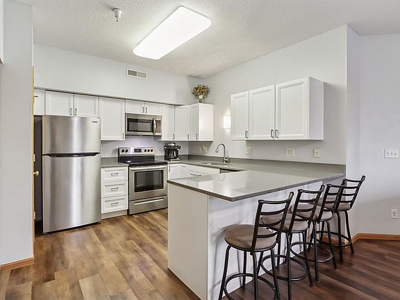 2nd image of 2853 Coral Ct APT 202