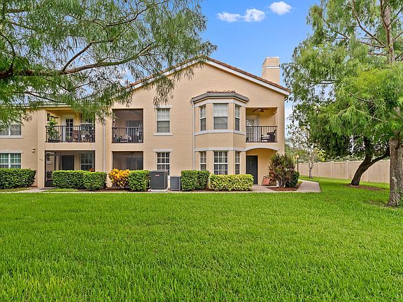 2nd image of 152 SW Peacock Boulevard #27-203