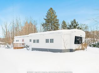 2235 Ron Jones Rd #E5, Tay, ON L4R 4K3