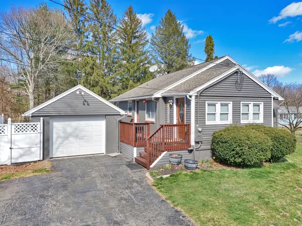 574 Church Street, Wallingford, CT 06492