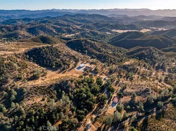 3151 Parkhill Rd, Santa Margarita, CA 93453