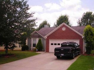 2483 Barndale Dr, Lawrenceville, GA 30044