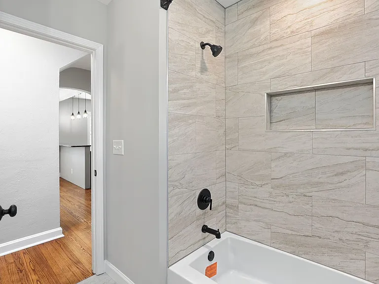 2904 Greentop Ct — Photo 17