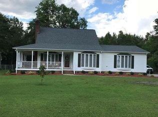 704 Woodside Dr, Ayden, NC 28513