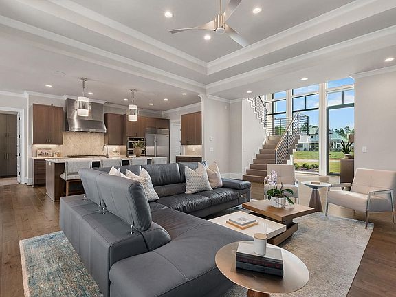 5th image of 559 Adaliz Way