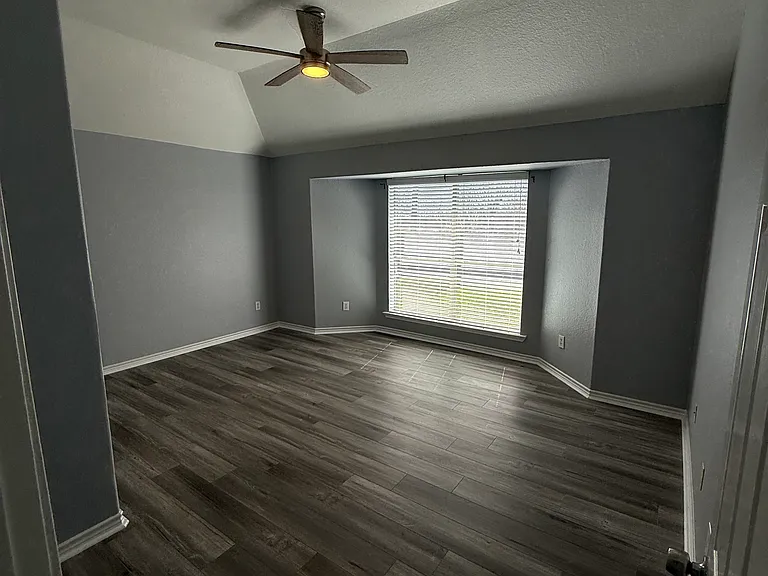 218 Texas Ave — Photo 10