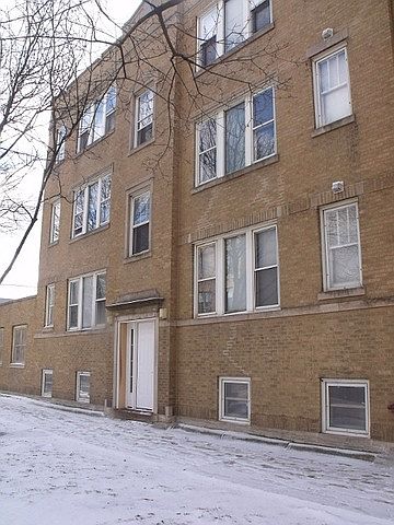 1st image of 5617 W Wellington Ave #1