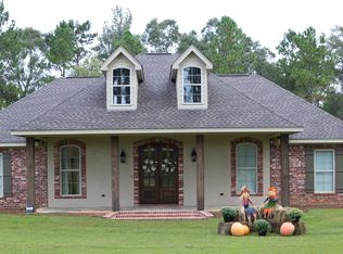 5 Calvin Purvis Rd, Purvis, MS 39475