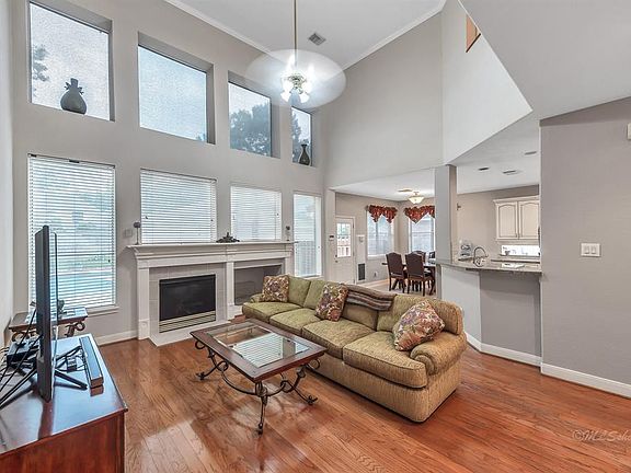 4th image of 23119 Enchanted Landing Ln