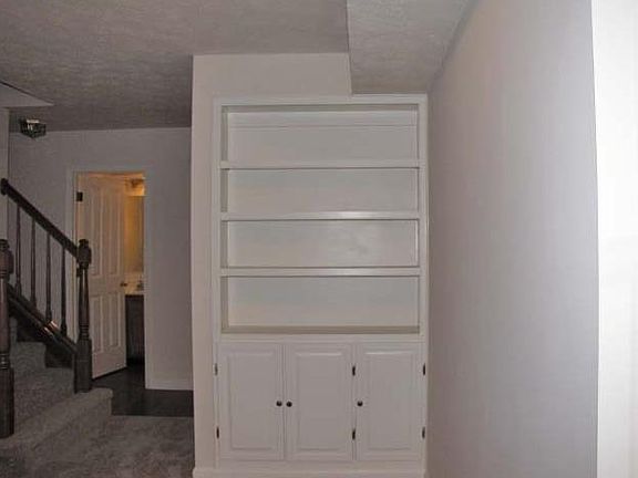 3rd image of 6335 Twin Creeks Dr