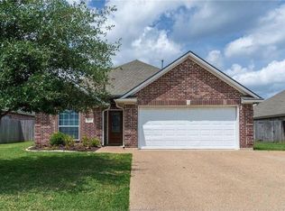 915 Crystal Dove Ave, College Station, TX 77845