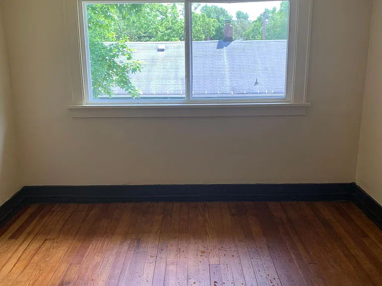 1250 E Cedar St — Photo 6