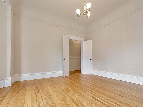2nd image of 3987-3989 24th St #3987
