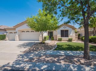 440 W Secretariat Dr, Tempe, AZ 85284