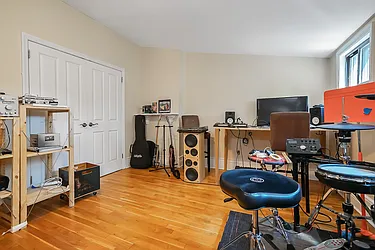 Rented by Avenue Sotheby's International Realty