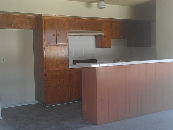 4th image of 4240 S Figueroa St APT 17