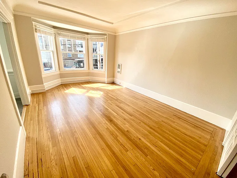 1888 Golden Gate Ave #14 — Photo 3