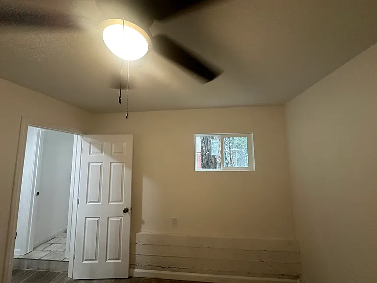 Hilltop Dr — Photo 3