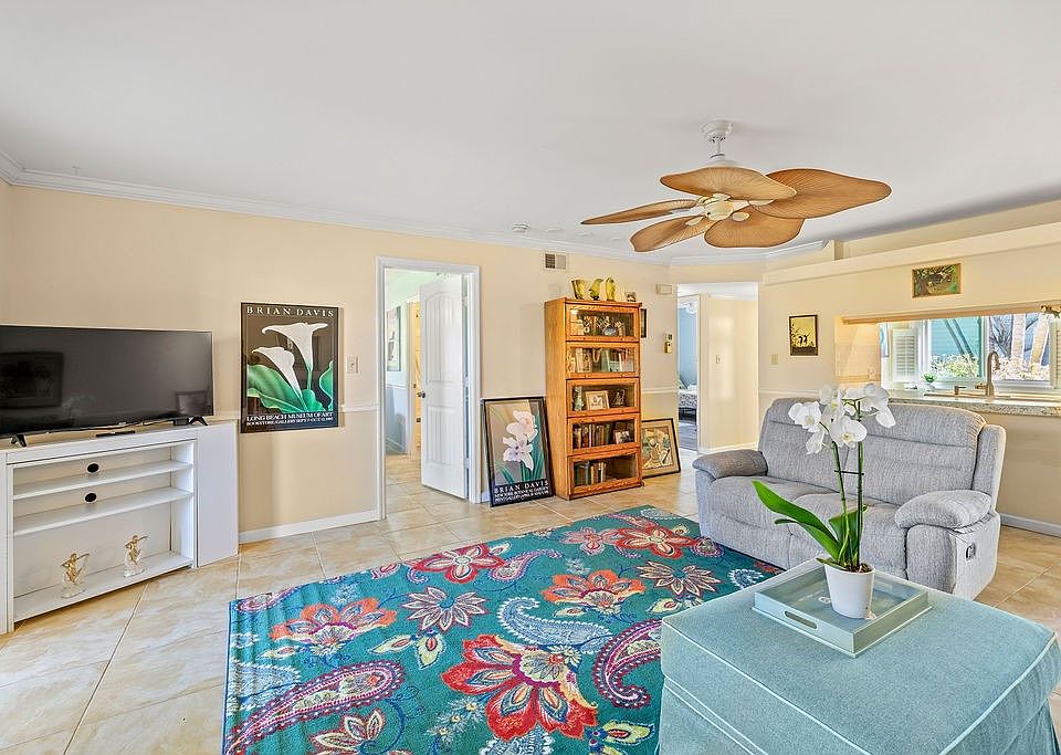 1st image of 5720 Marina Dr APT 2