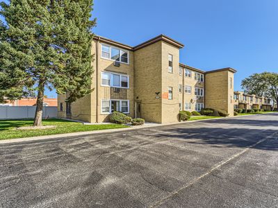 10739 S Pulaski Rd #2A, Chicago, IL, 60655