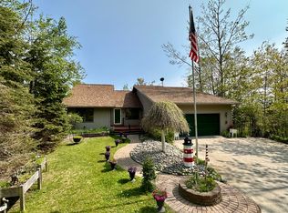 12039 Mackinaw Straits Dr, Cheboygan, MI 49721
