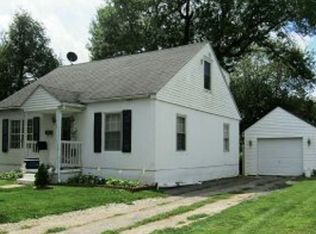 923 Prospect Pl, Washington, IA 52353