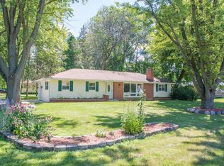N1424 Thistle Dr, Genoa City, WI