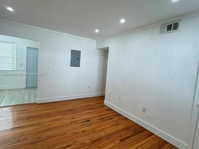 15 Sidonia Ave #3 — Photo 24