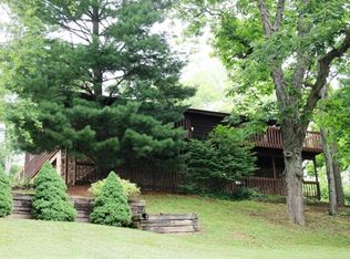 9420 Hooper Rd, Athens, OH 45701