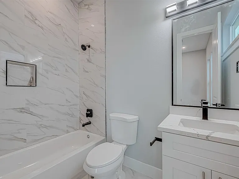 6840 Del Rio St — Photo 34