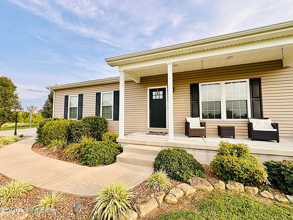5th image of 707 Blowtown Rd