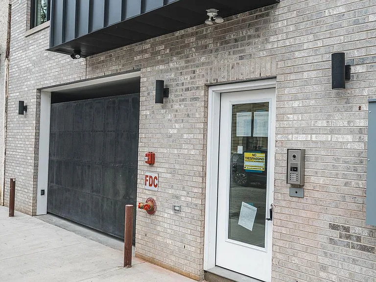 1217 E Columbia Ave #2 — Photo 24
