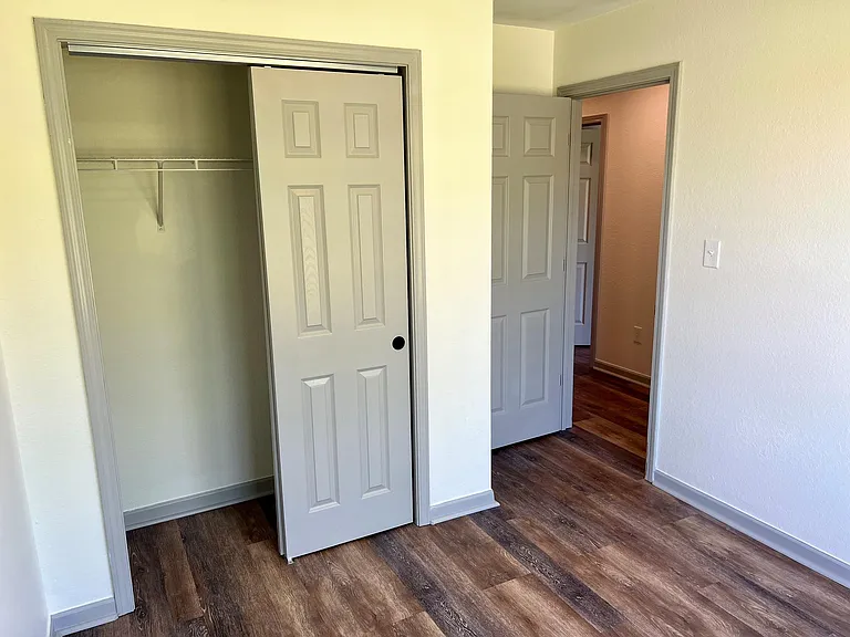 1155 Mechanics Way — Photo 13