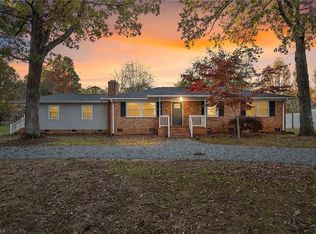 6902 Beecher Rd, Pleasant Garden, NC 27313