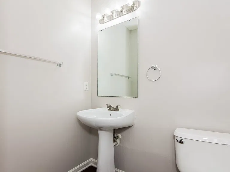 11202 Northwoods Forest Dr — Photo 16