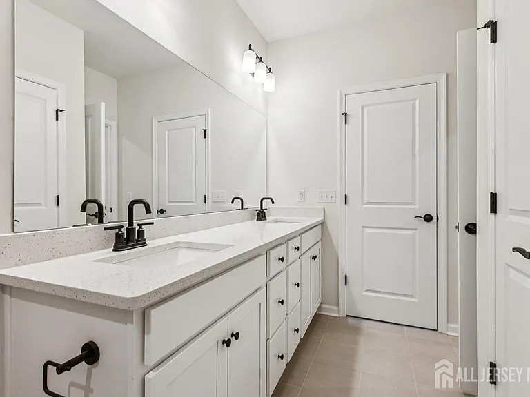214 Jessie Pl — Photo 23