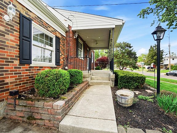3rd image of 1543 Sanborn Dr