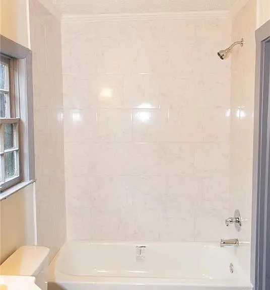 2418 Crestview Ave — Photo 11
