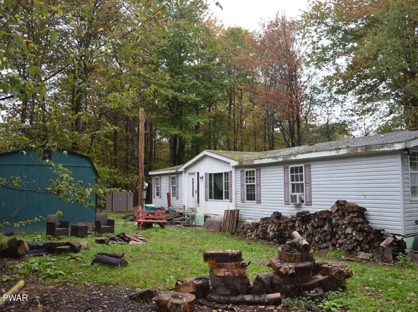 20 Tom Tom Way, Gouldsboro, PA 18424