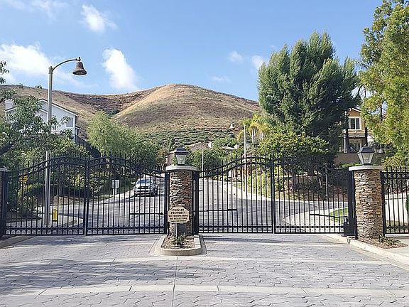 Eagle Ridge Gated Community 
