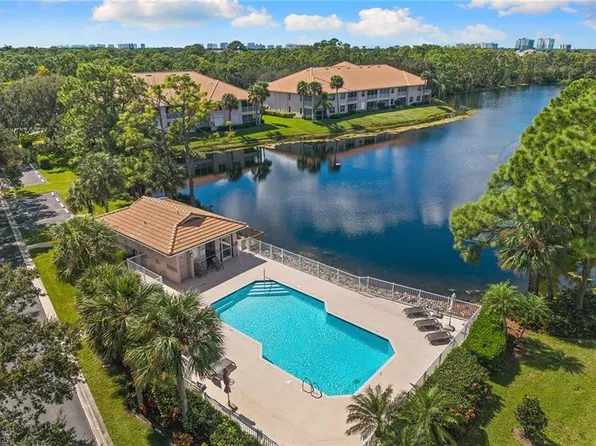 1048 Manor Lake DR #203, NAPLES, FL 34110