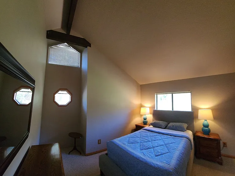 270 E Foothill Blvd — Photo 46