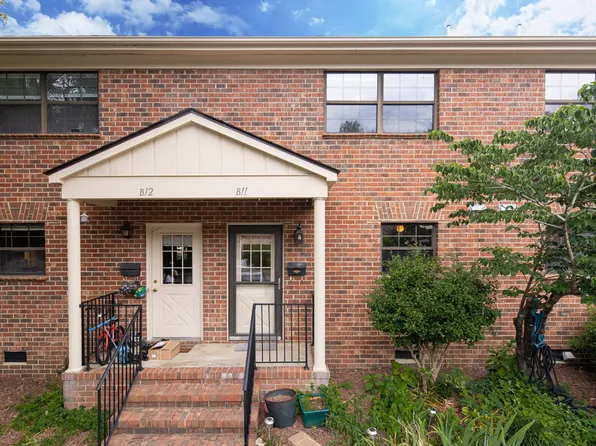 105 Fidelity St APT B11, Carrboro, NC 27510