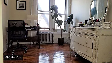 Rented by ZealEstate Group Inc