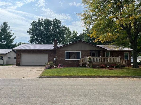 345 W Walnut St, Muscoda, WI 53573